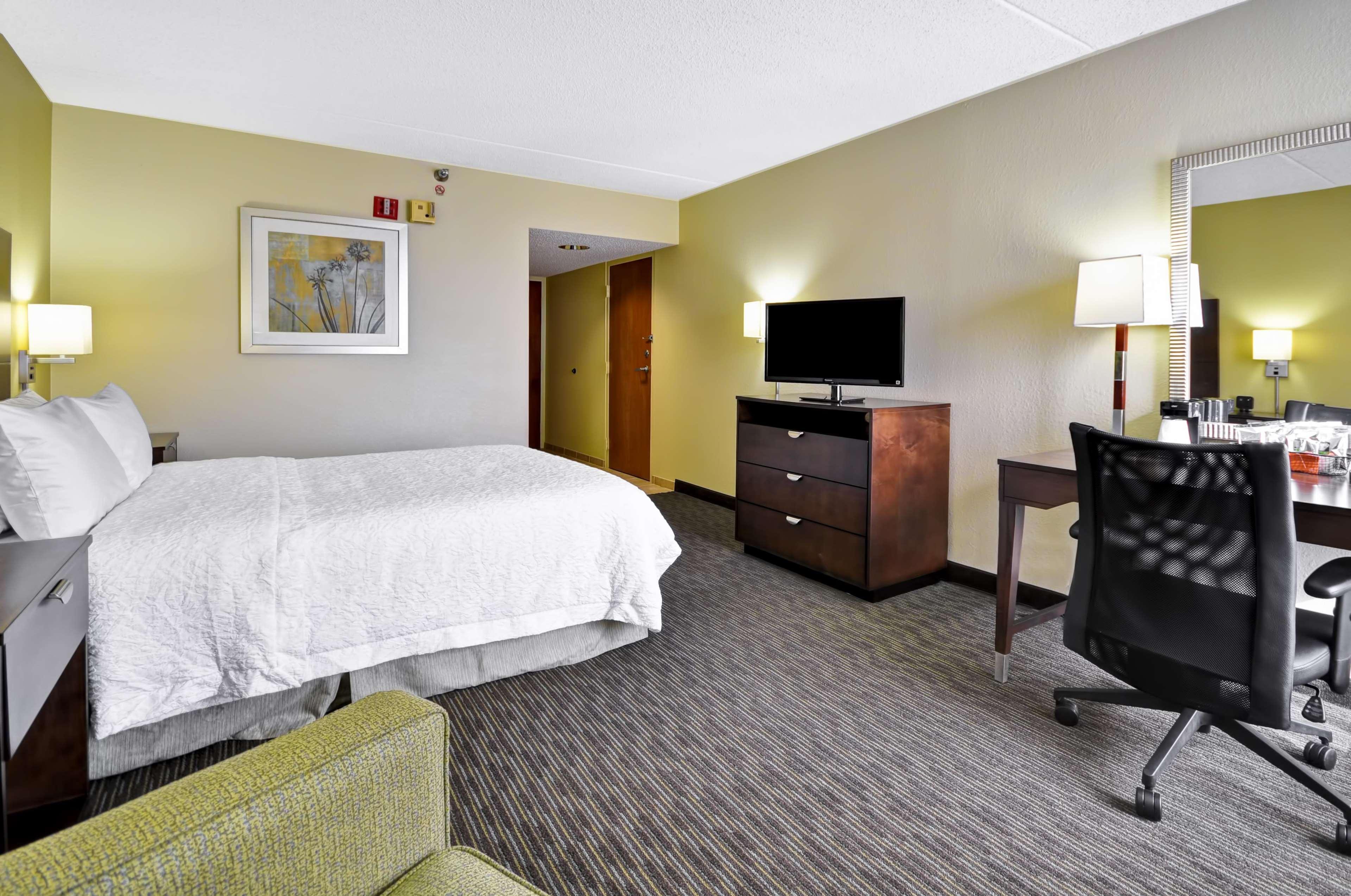 Hampton Inn Columbus/Дублин Экстерьер фото